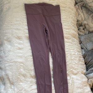 Athleta Ultimate stash pocket 7/8 tight